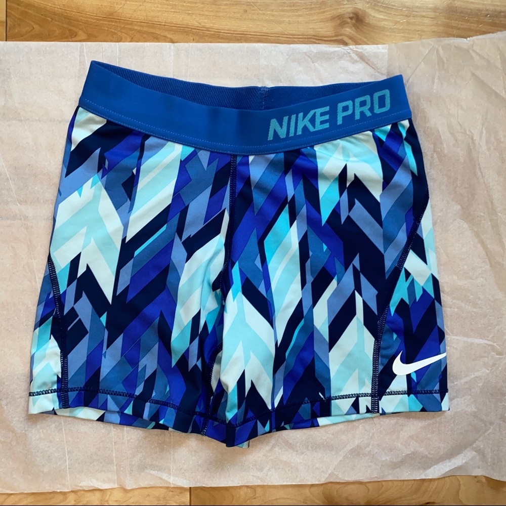 Girls Nike Pros